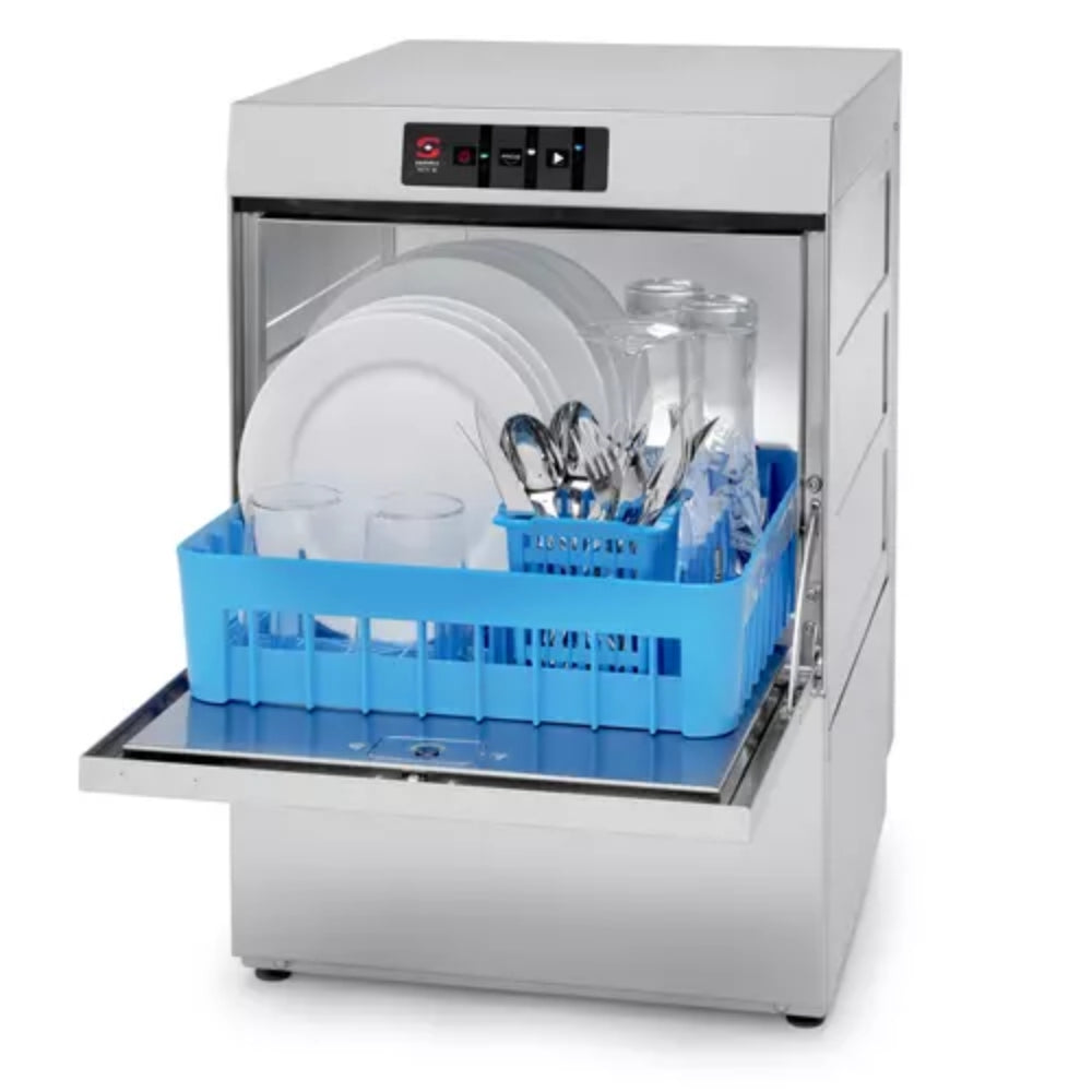 Lavavasos industrial Sammic AX-40 con la tapa delantera abierta y cargado con una cesta con utensilios.